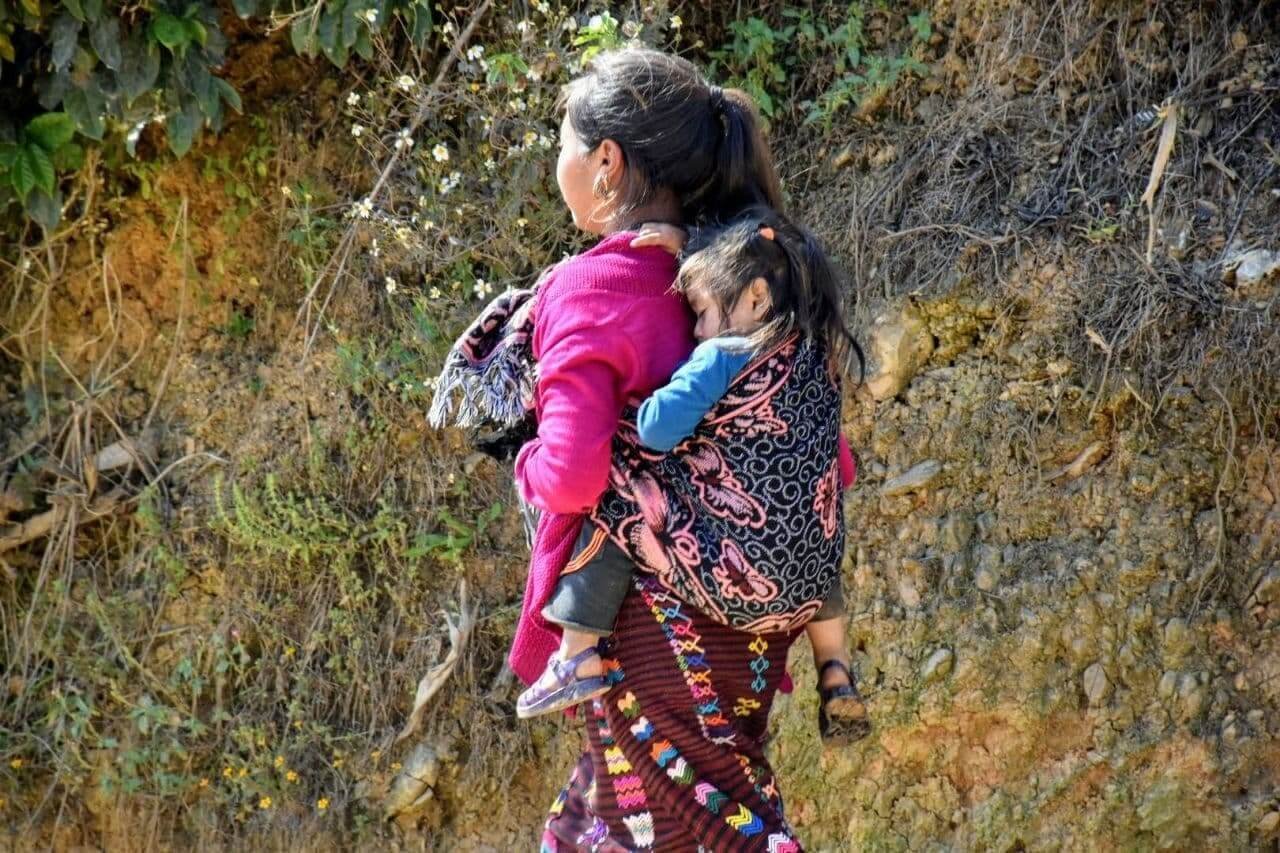 El embarazo adolescente en Guatemala afecta la educación, la salud y el futuro de miles de niñas.jpg